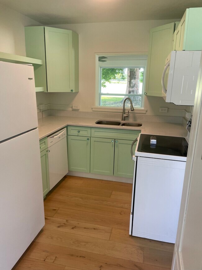 Photo - 1442 Olmeda Way