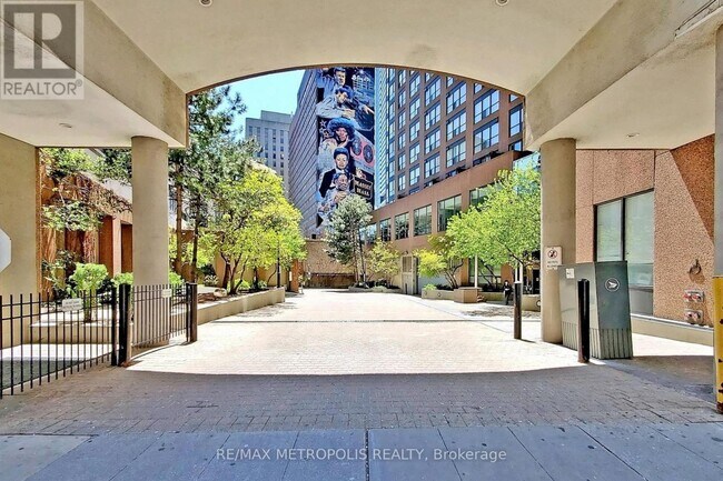 Photo - 7 Carlton St. Unité 1516