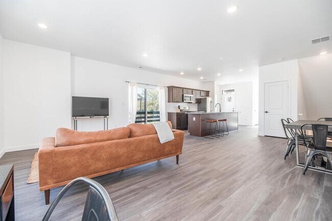 Photo - 1209 Sable Blvd