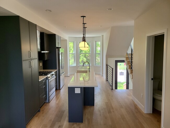 Photo - 1095 25th St