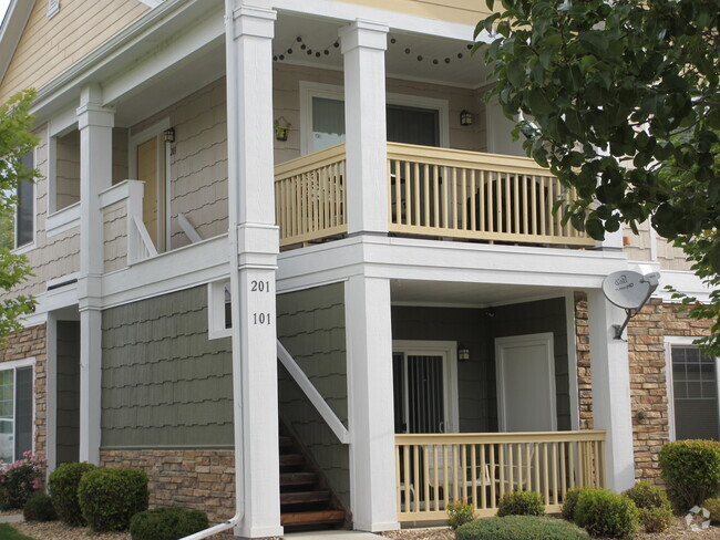 Entrance & Deck (Second Floor) - 4815 Hahns Peak Dr Unit Lakeshore at Centera Rental