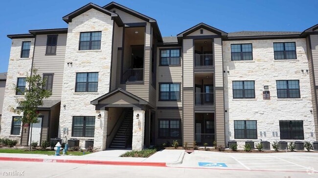 Building Photo - 3 br, 2 bath Condo - 9387 FM 1960 Bypass W...