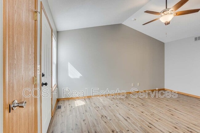 Photo - 1028 E Karla Ct