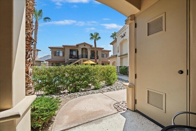 Photo - 50610 Santa Rosa Plz Unit 1