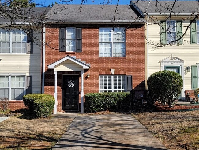 Building Photo - 1319 Revelstoke Cove