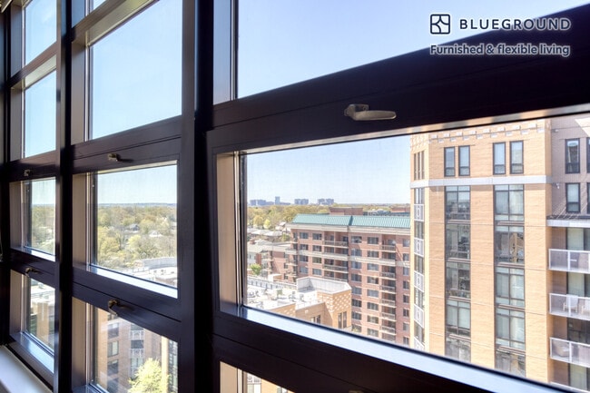 Photo - 3444 Fairfax Dr Unidad FL12-ID497