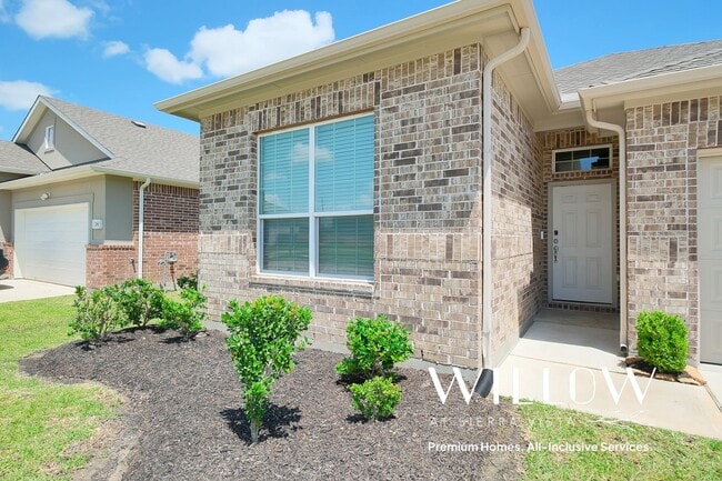 Photo - The Maple – Single-Story Sophistication wi...