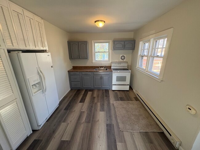 Photo - 2 Seawanhaka Ave