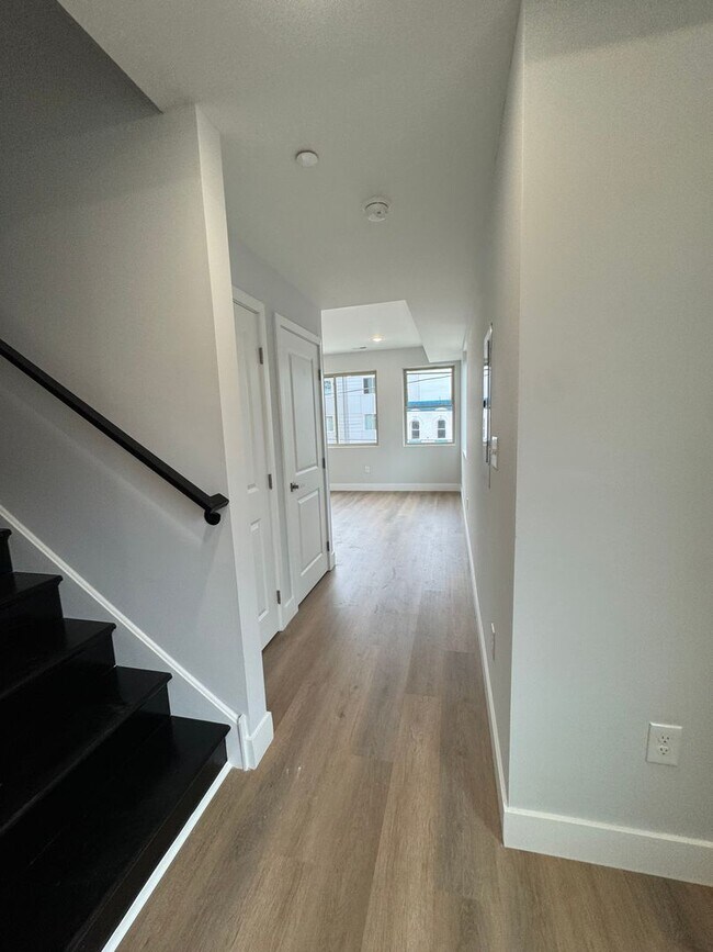 Photo - 3263 N 13th St Unit 3