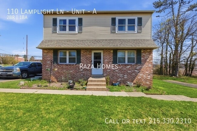 Photo - 110 Lamplight Ln