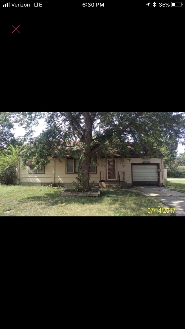 Building Photo - $995 - 3 bed 1 bath - Single Family Home