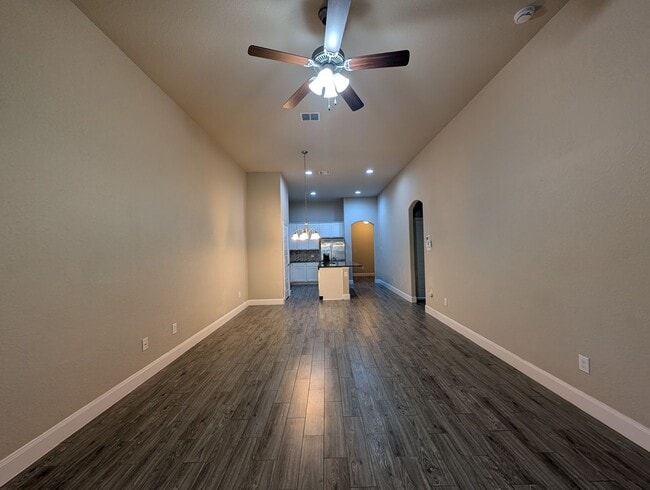 Photo - 1209 Old FM 306