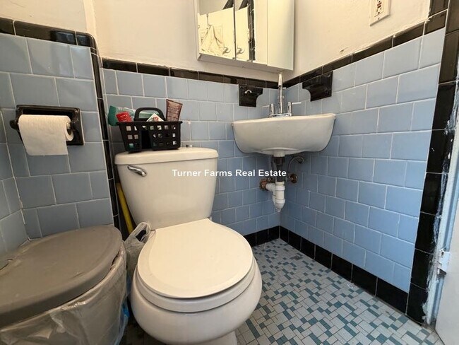 Photo - 108 Central St Unit 3R