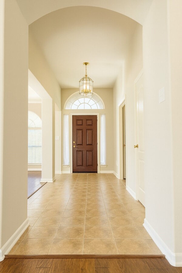 Photo - 10706 White Oak Park Ct