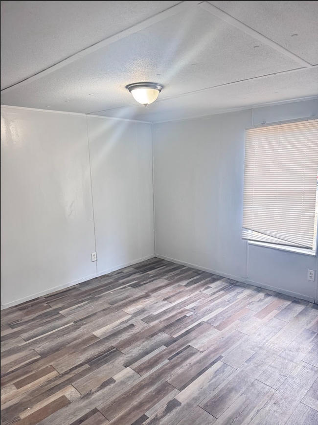 Photo - 19 Kinnett Dr