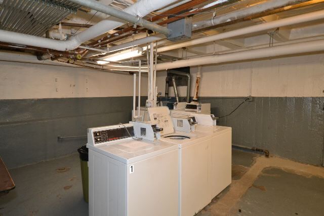 Photo - 411 W Roscoe St Unit J07P