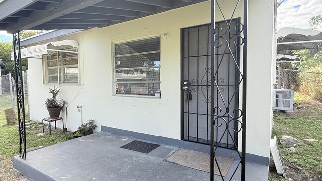 Photo - 212 NW 8th Ave