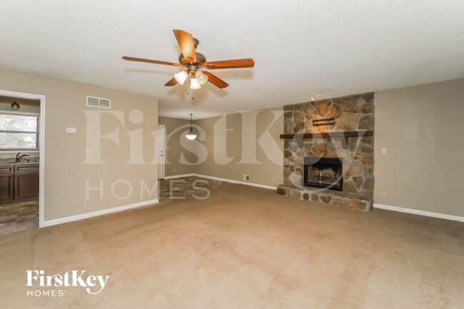 Photo - 4430 Lost Mountain Dr