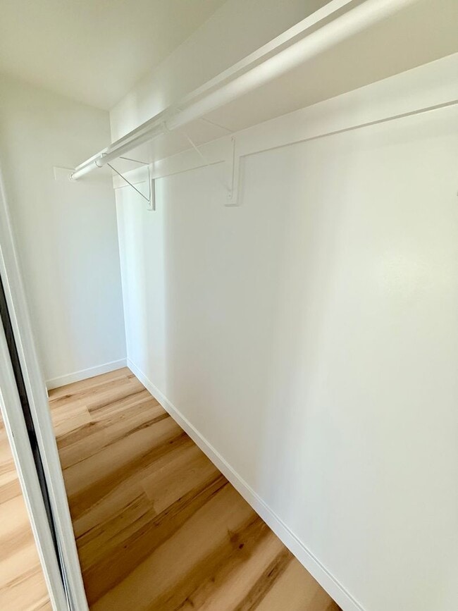 Photo - 2922 8th Ave Unidad 2924 1/4 8th Ave