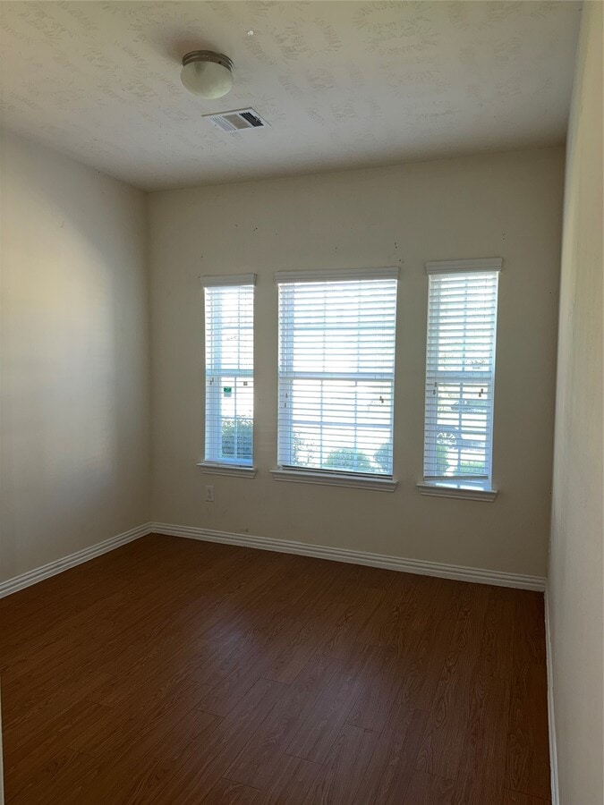 Photo - 7534 Abbey Point Ln