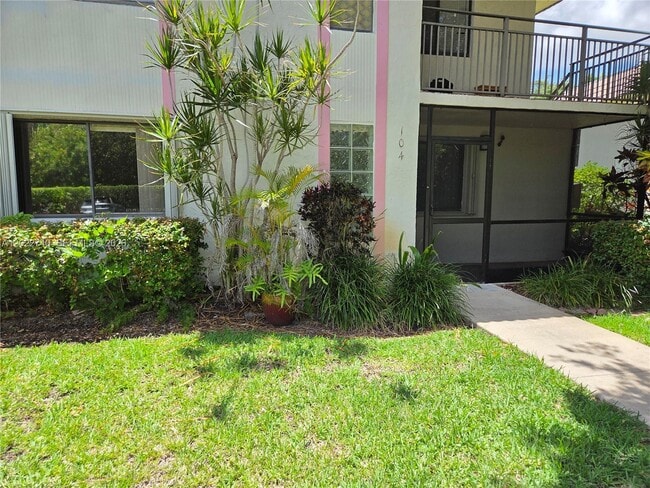 Photo - 413 Lakeview Dr Unit 104