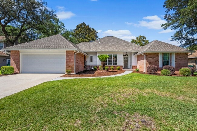 Photo - Spacious 4 Bedroom in Bluewater Bay w/ Large POOL!!