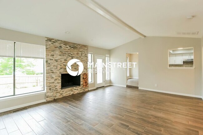 Photo - 4 Bedroom Pet-Friendly Home in Edmond, OK ...