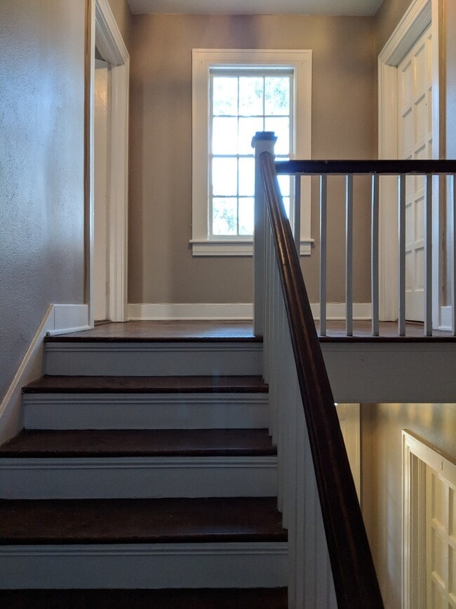 Photo - 29 E 34th St Unit 29 E. 34th St. - Apt. 4