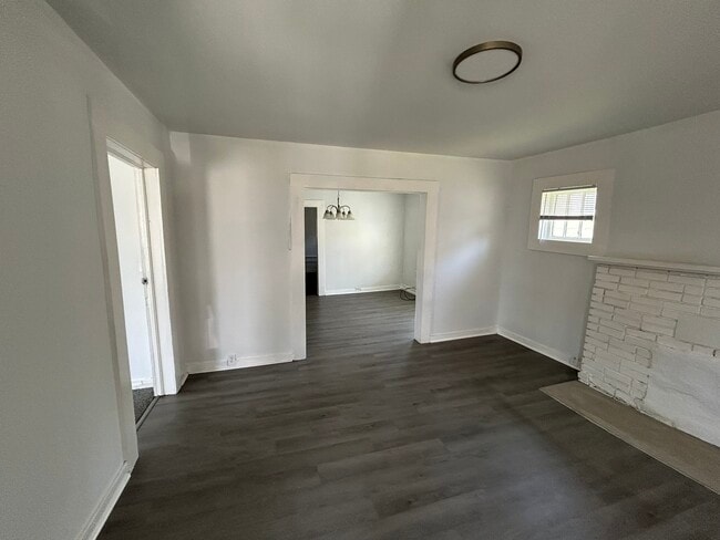 Photo - 2904 Garrison Ave SW