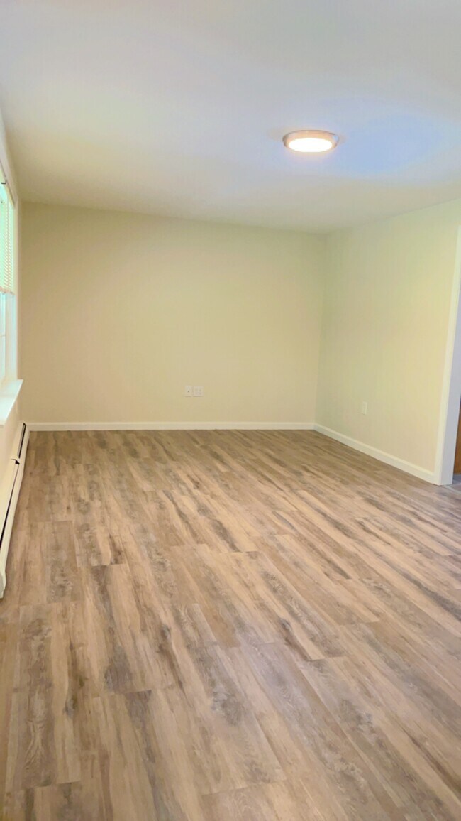 Living Area - 53 Gear Rd