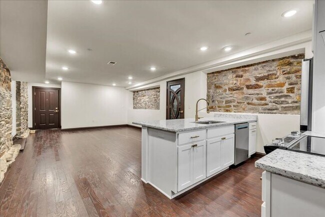 Photo - 201 Wilson St Unidad 7