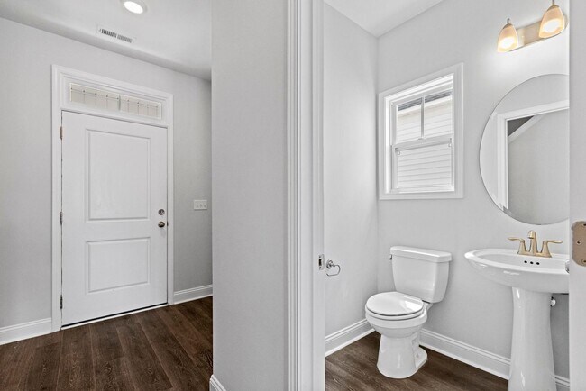 Photo - Landing at Lewis Creek Home For Rent!