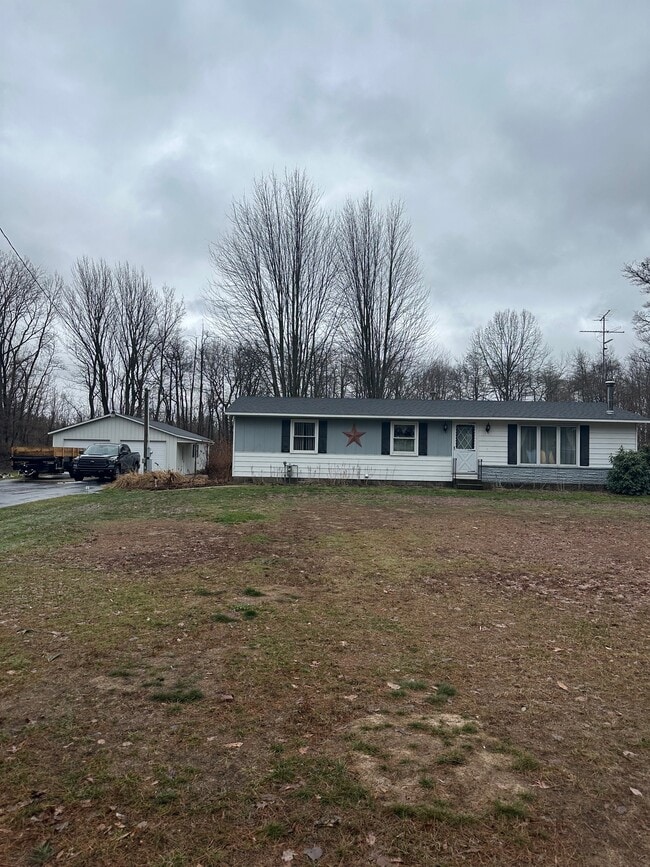 Building Photo - 5824 141st Ave