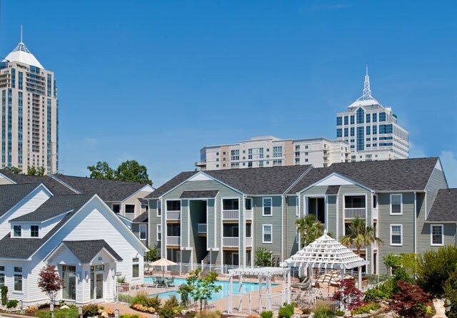 Apartments For Rent In Virginia Beach Va With Utilities Included Photo Columbus Station Apartments At Town Center