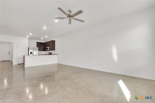 Photo - 3902 American Elm Dr