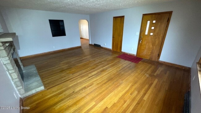 Photo - 5908 Ashby Ln