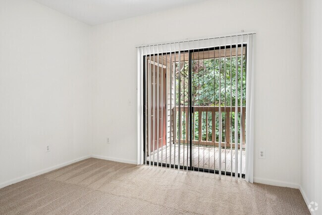 Highland - 2BR, 2BA - 1,008SF - Bedroom