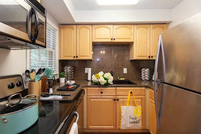 Photo - 4319 Walker Rd