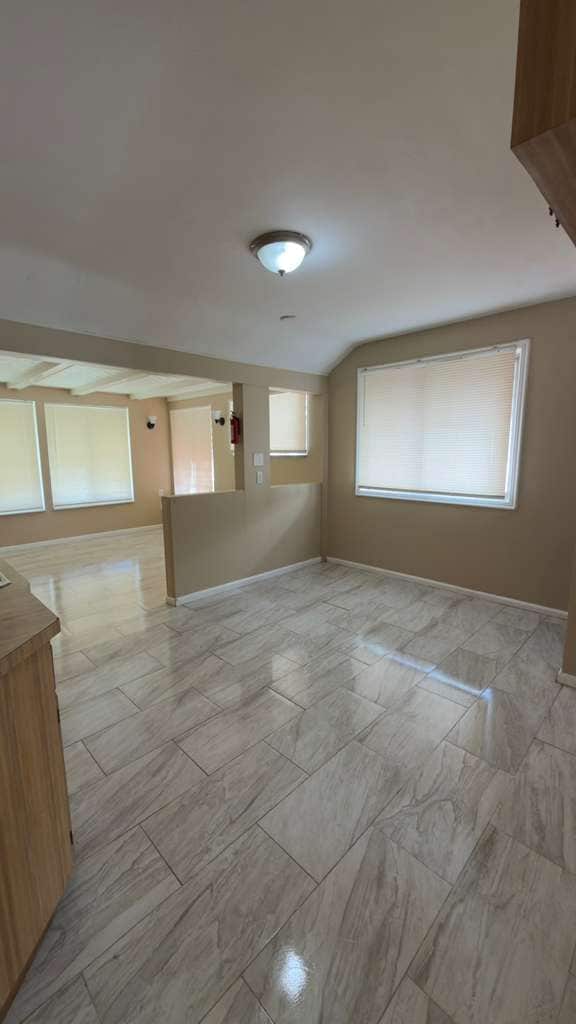 Photo - 8661 Fielding St