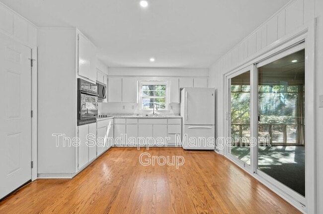 Photo - 108 Furlong Rd