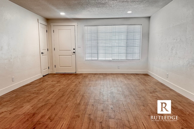 Photo - Newly Remodeled 2 Bed / 1 Bath Home Near Providence Hospital