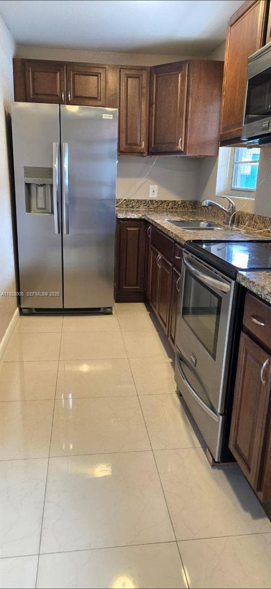 Building Photo - 2228 Polk St Unit 6