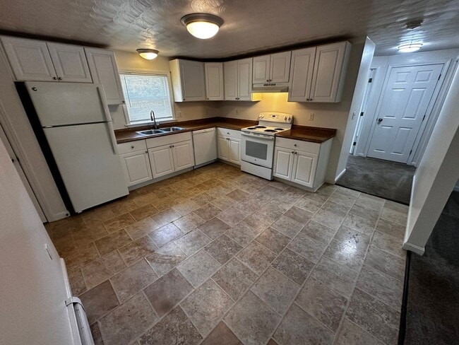 Photo - 32 Concord Rd Unit 6