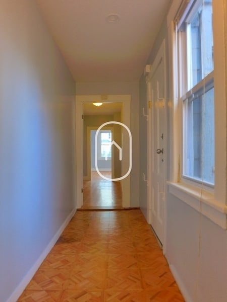 Photo - 29 Commonwealth Ter Unit A