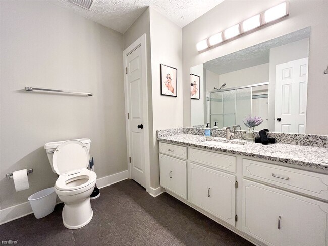 Photo - 3 br, 2.5 bath House - 2614 North 124th Ci...