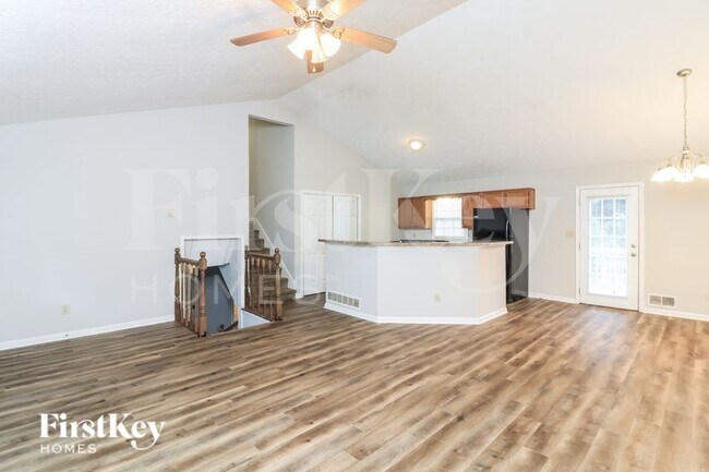 87 Nottingham Dr