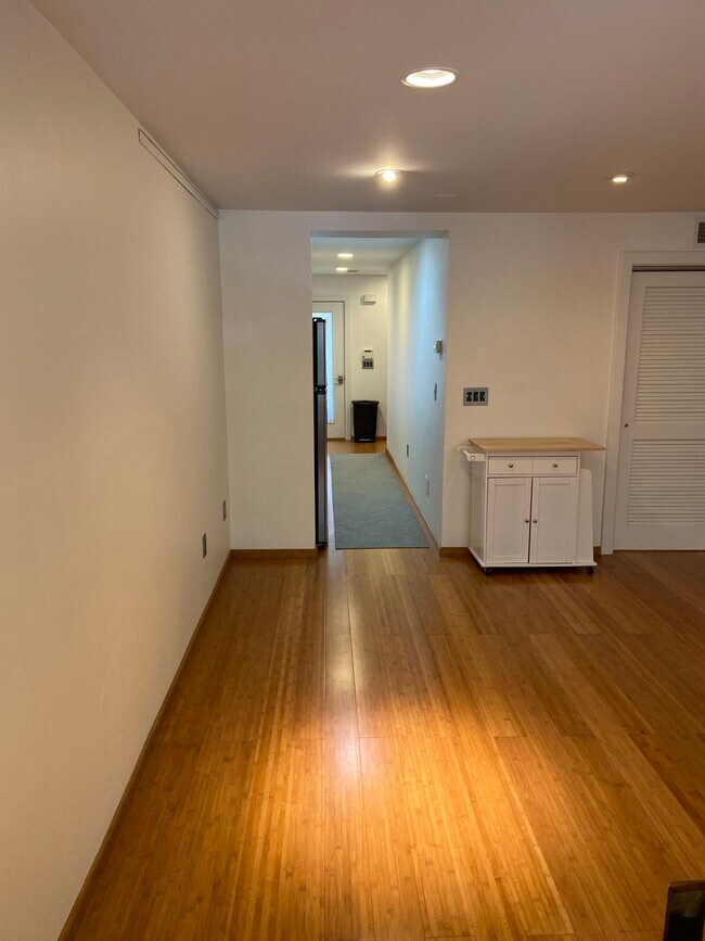 Photo - 1207 Clifton St NW Unit B