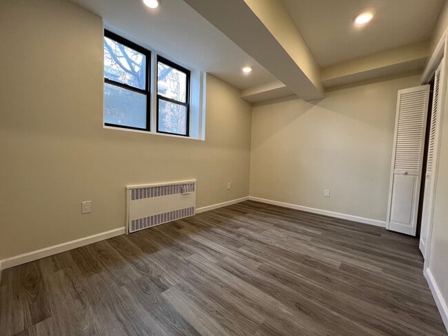 1122 Ocean Ave Unit 1