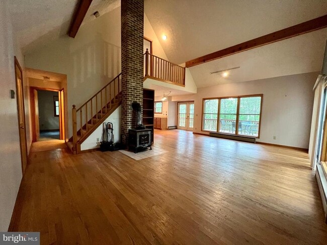 Photo - 148 Fieldstone Ln
