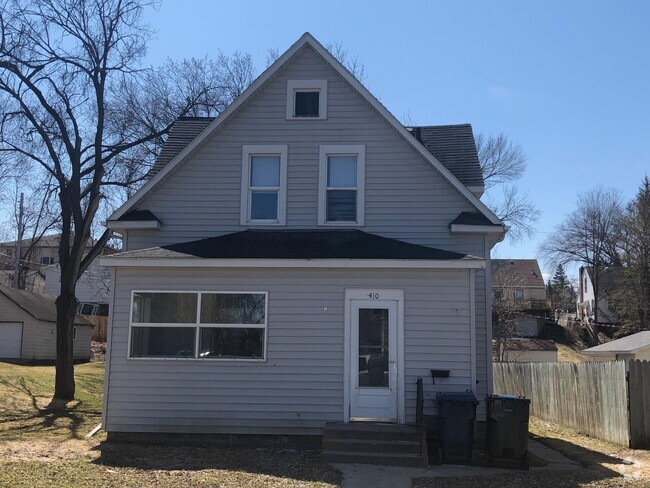 Building Photo - 410 E Vasa Ave Rental